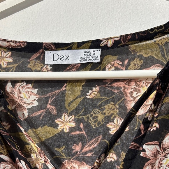 🎉4/30$🎉 Dex Black Floral Long Sleeve Dress - Picture 2 of 7